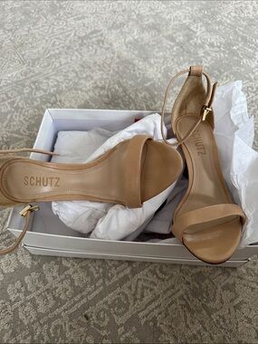 SCHUTZ Tan Strappy Open-Toe Ankle Strap Heels